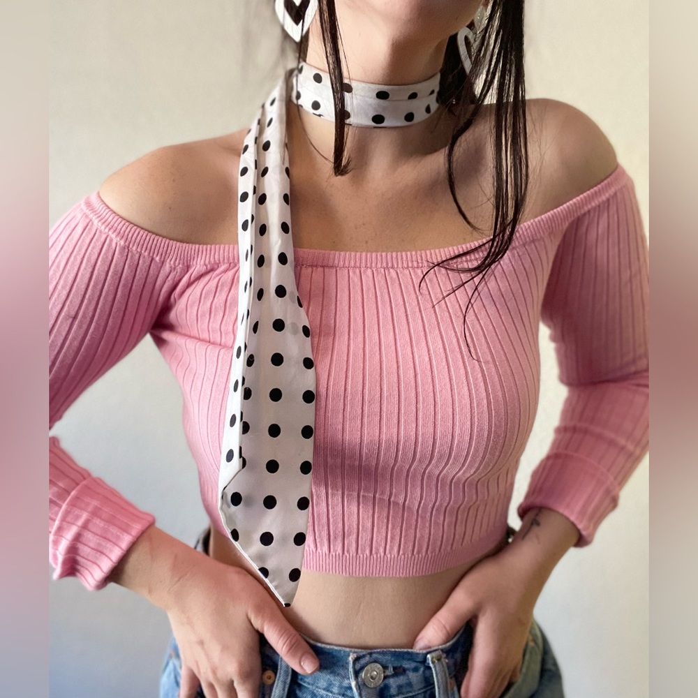 Cropped Off-the-Shoulder Pink Long sleeve